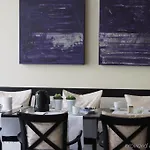 Lindgart Hotel