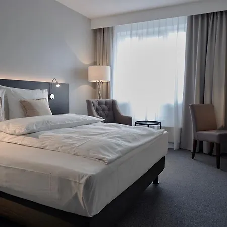 Hotel Lindgart 4*