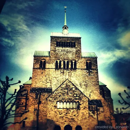 Lindgart Μίντεν