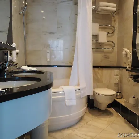 Lindgart Hotel 4*